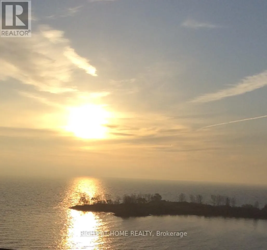 PH03 - 2111 LAKE SHORE BOULEVARD W