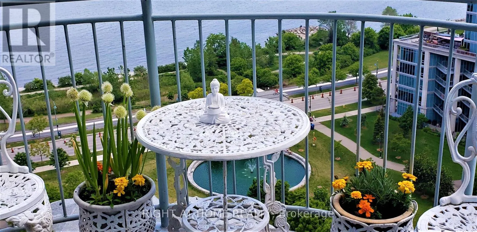 PH03 - 2111 LAKE SHORE BOULEVARD W
