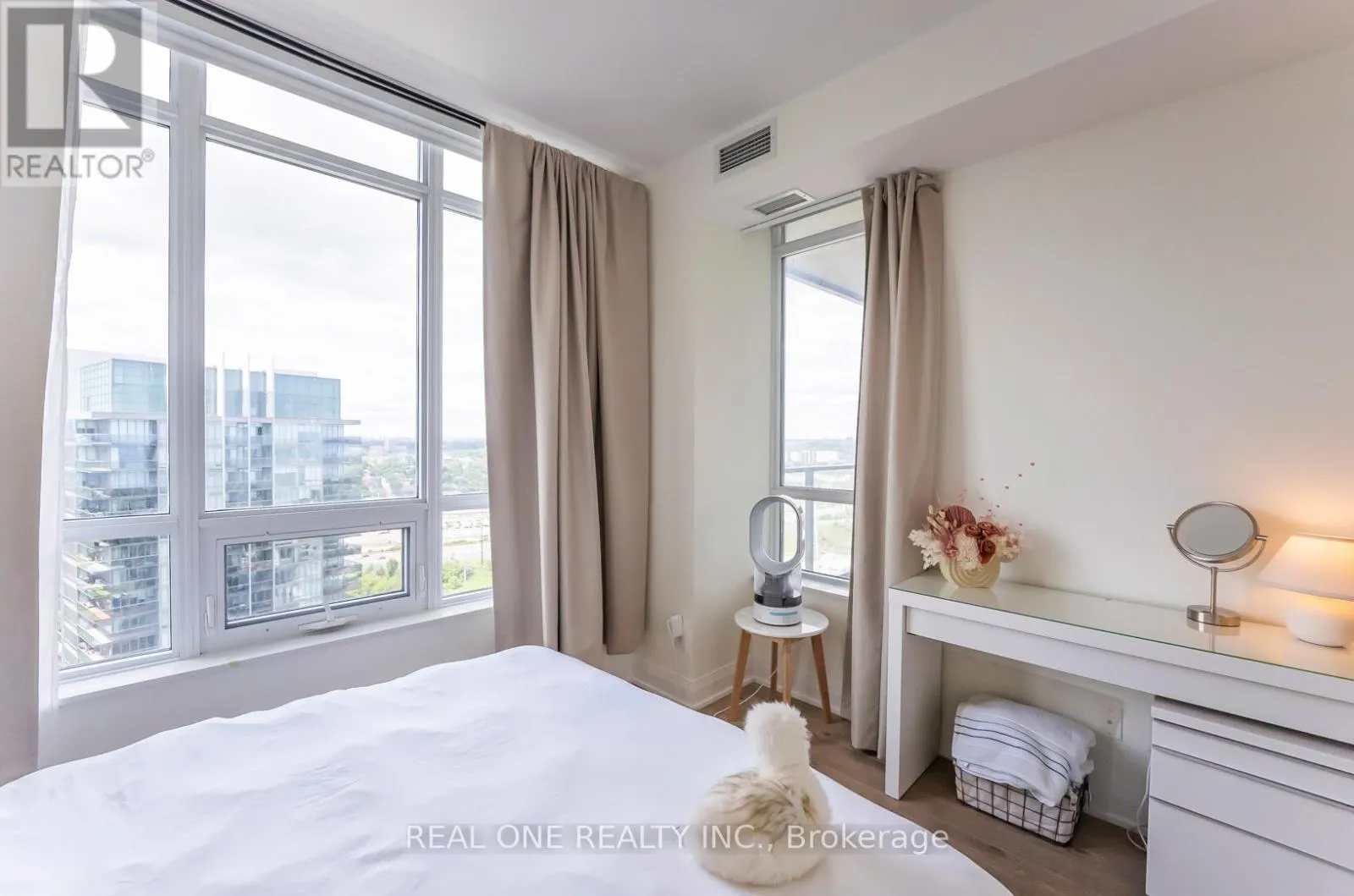 2708 - 36 PARK LAWN ROAD