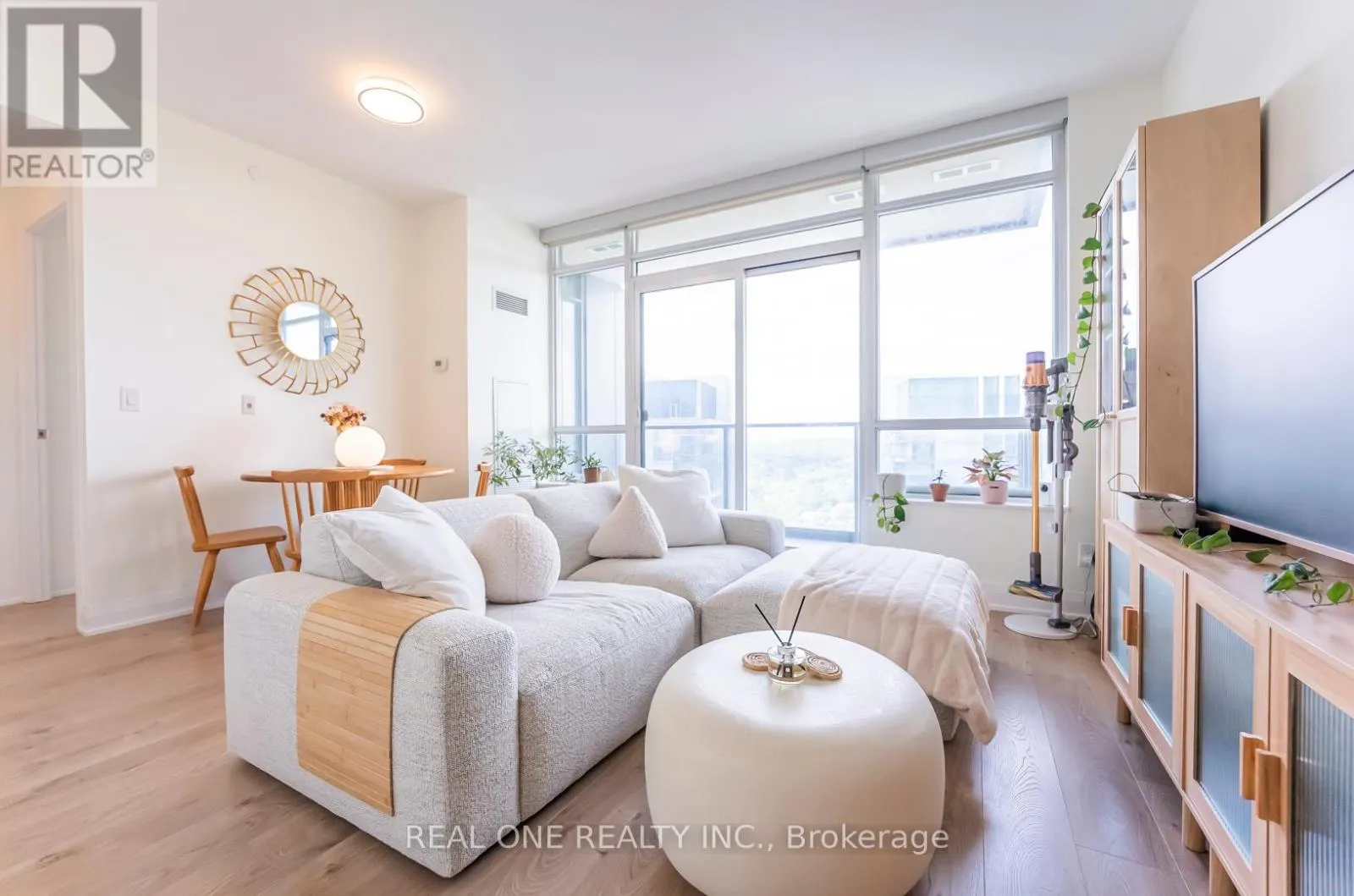 2708 - 36 PARK LAWN ROAD