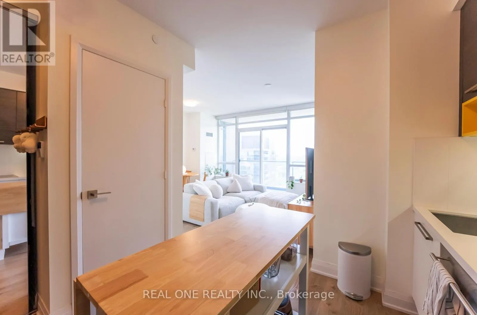2708 - 36 PARK LAWN ROAD