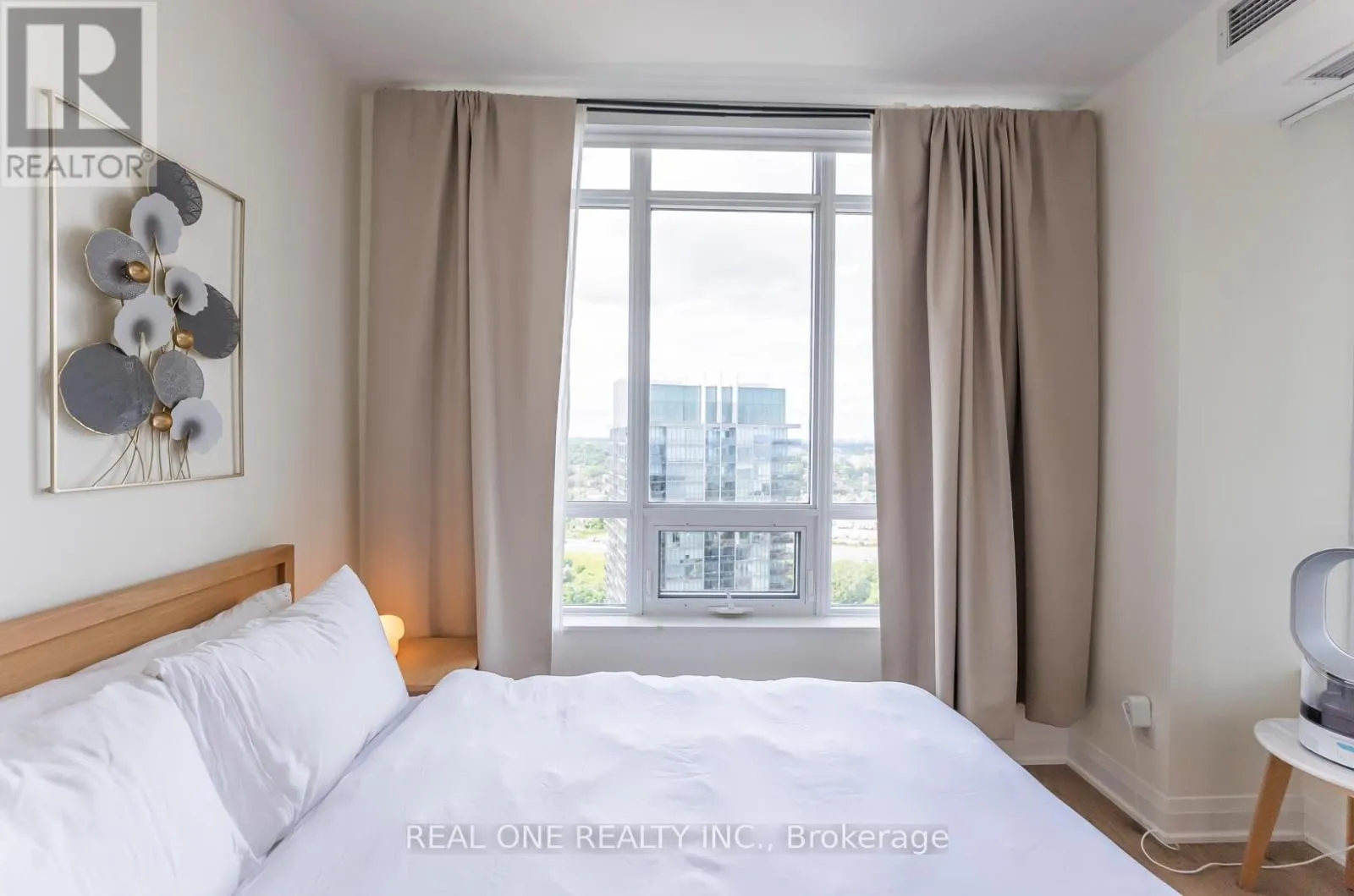 2708 - 36 PARK LAWN ROAD