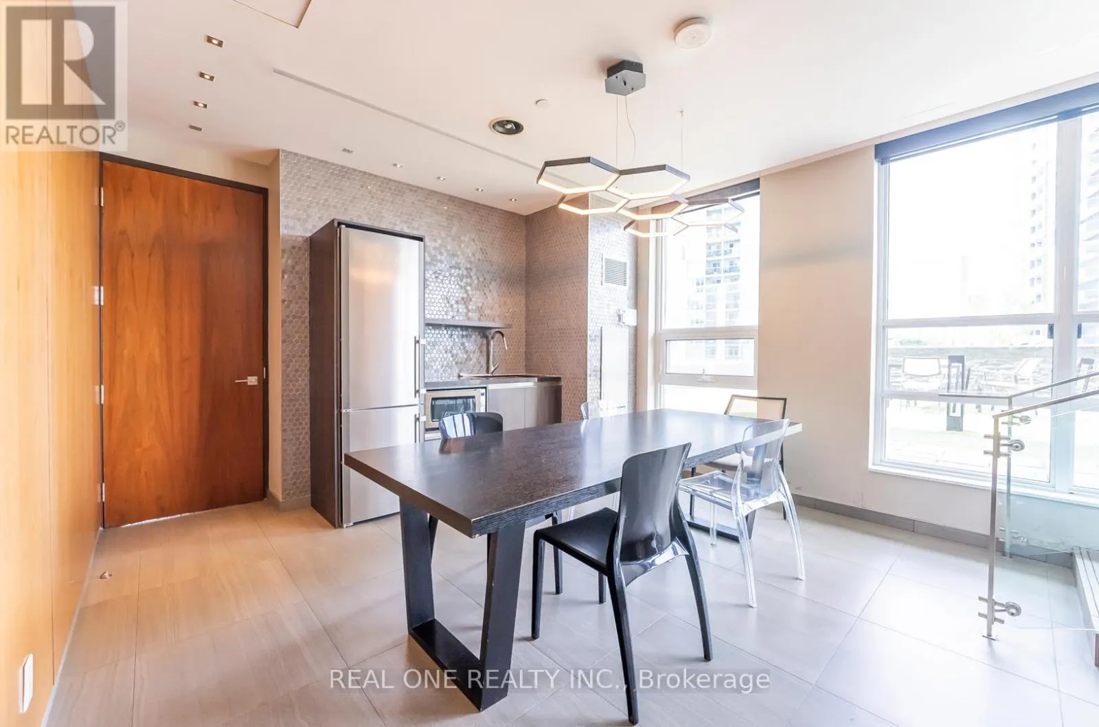 2708 - 36 PARK LAWN ROAD