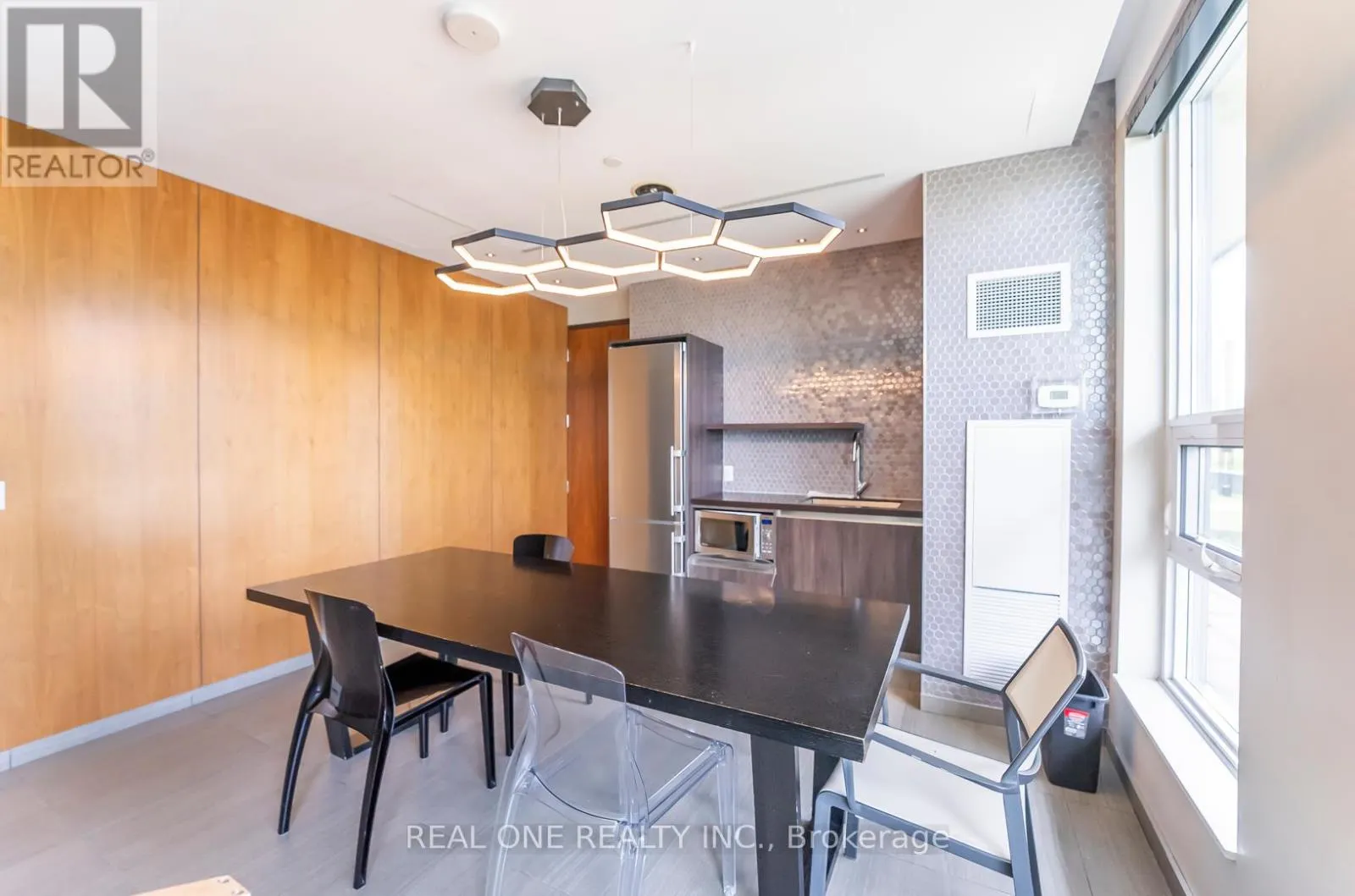 2708 - 36 PARK LAWN ROAD