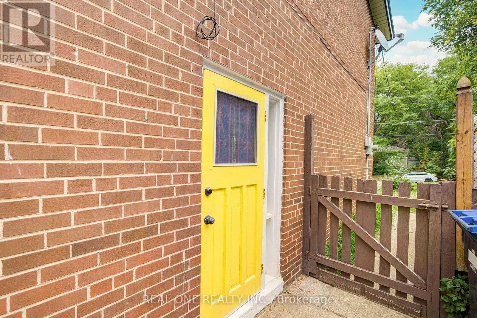 3372 ENNISKILLEN CIRCLE