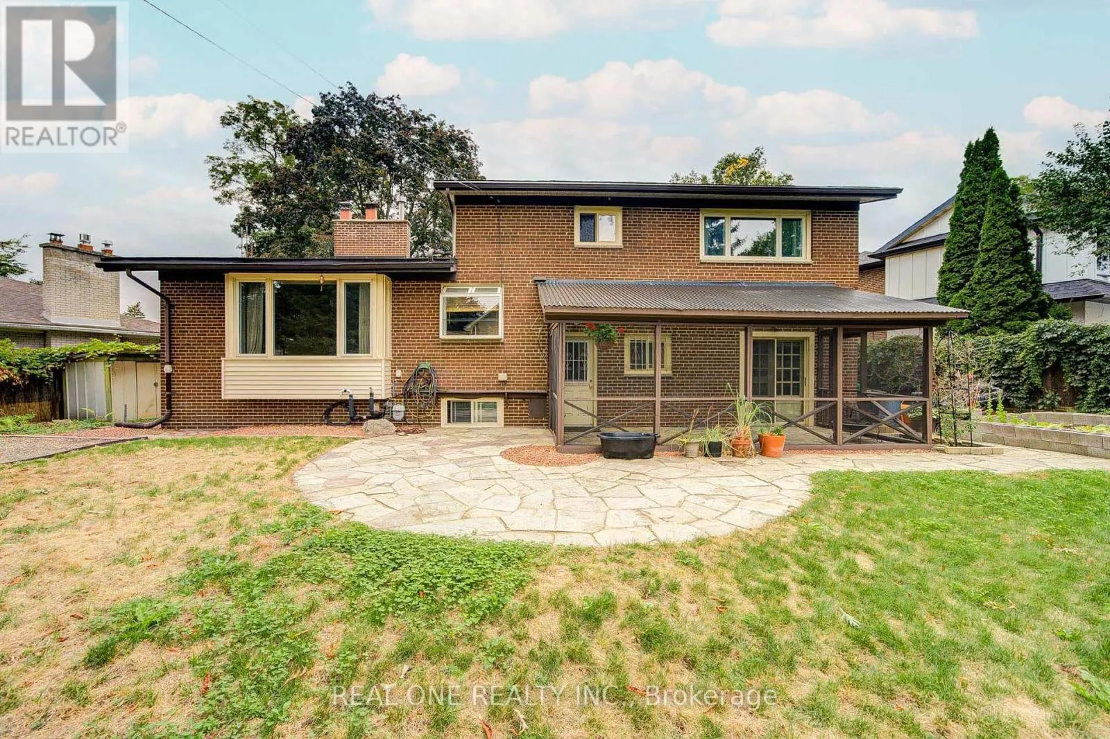 3372 ENNISKILLEN CIRCLE