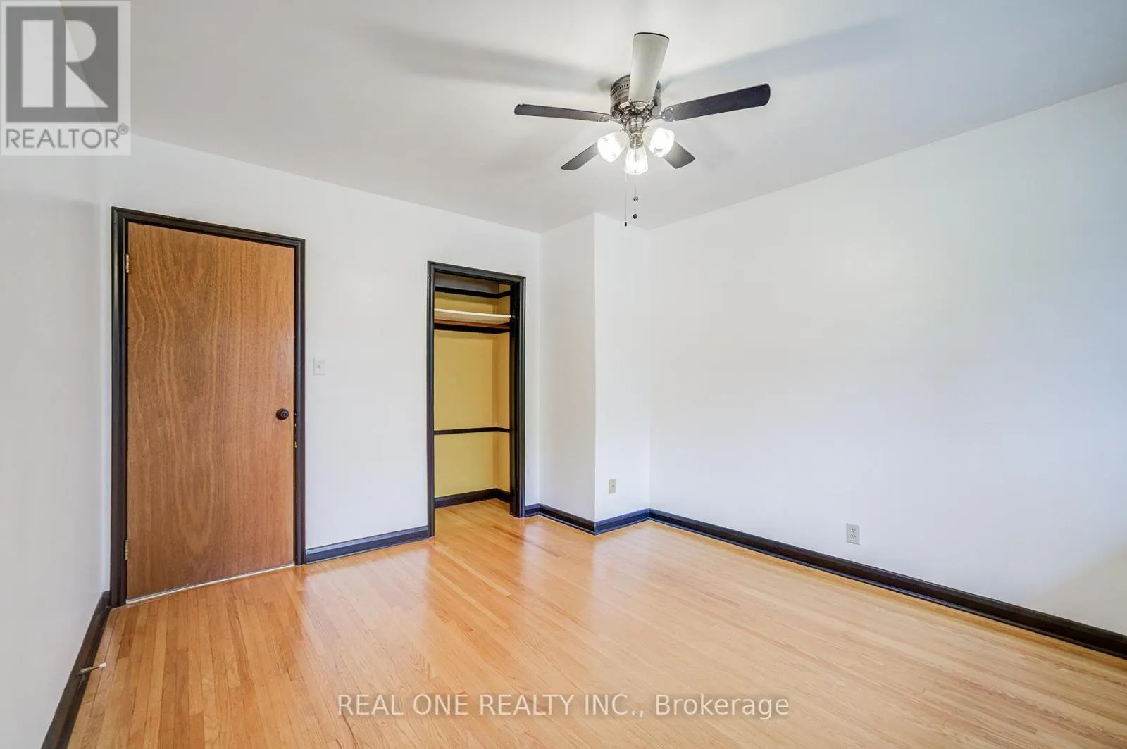 3372 ENNISKILLEN CIRCLE