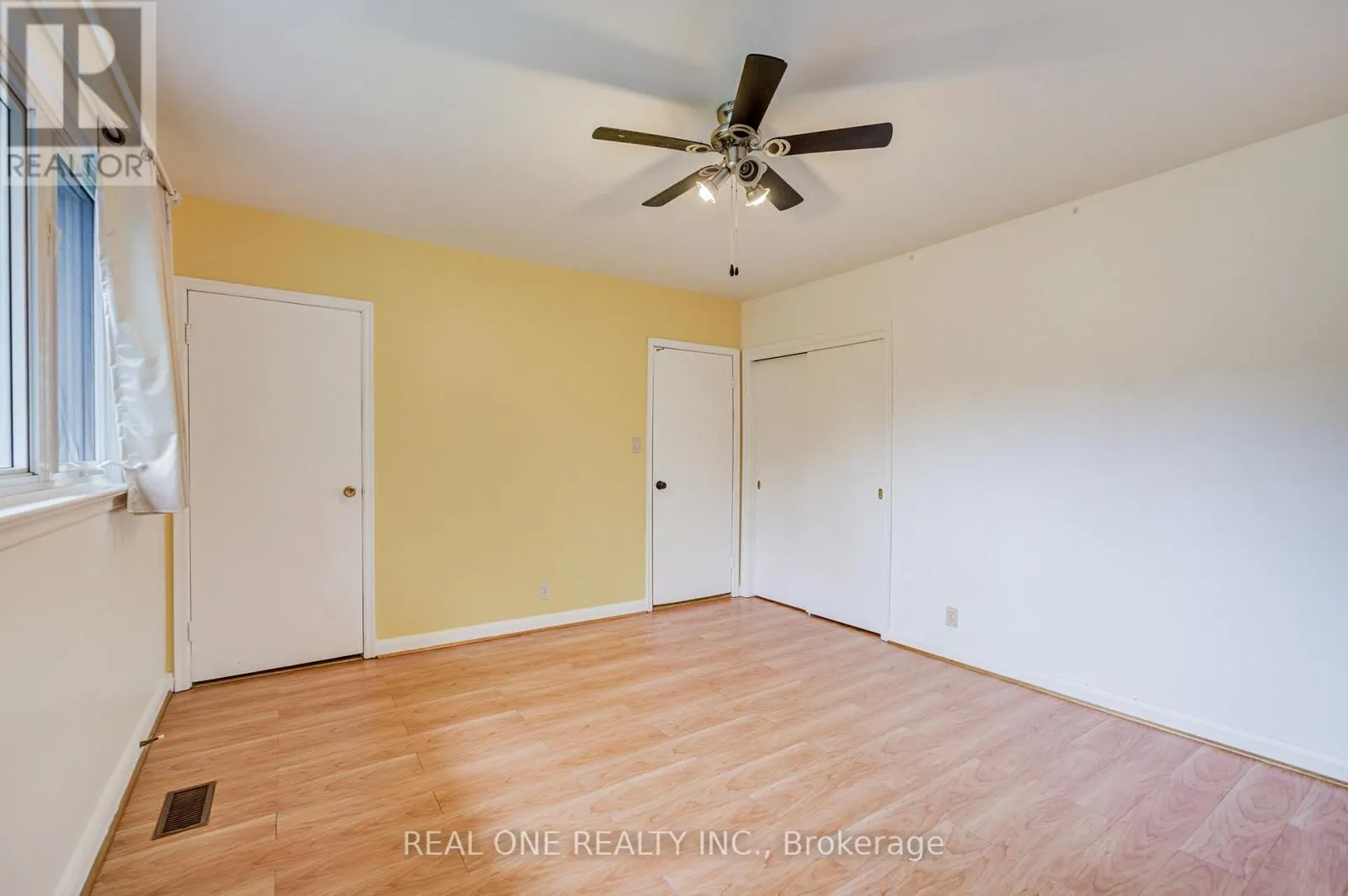 3372 ENNISKILLEN CIRCLE