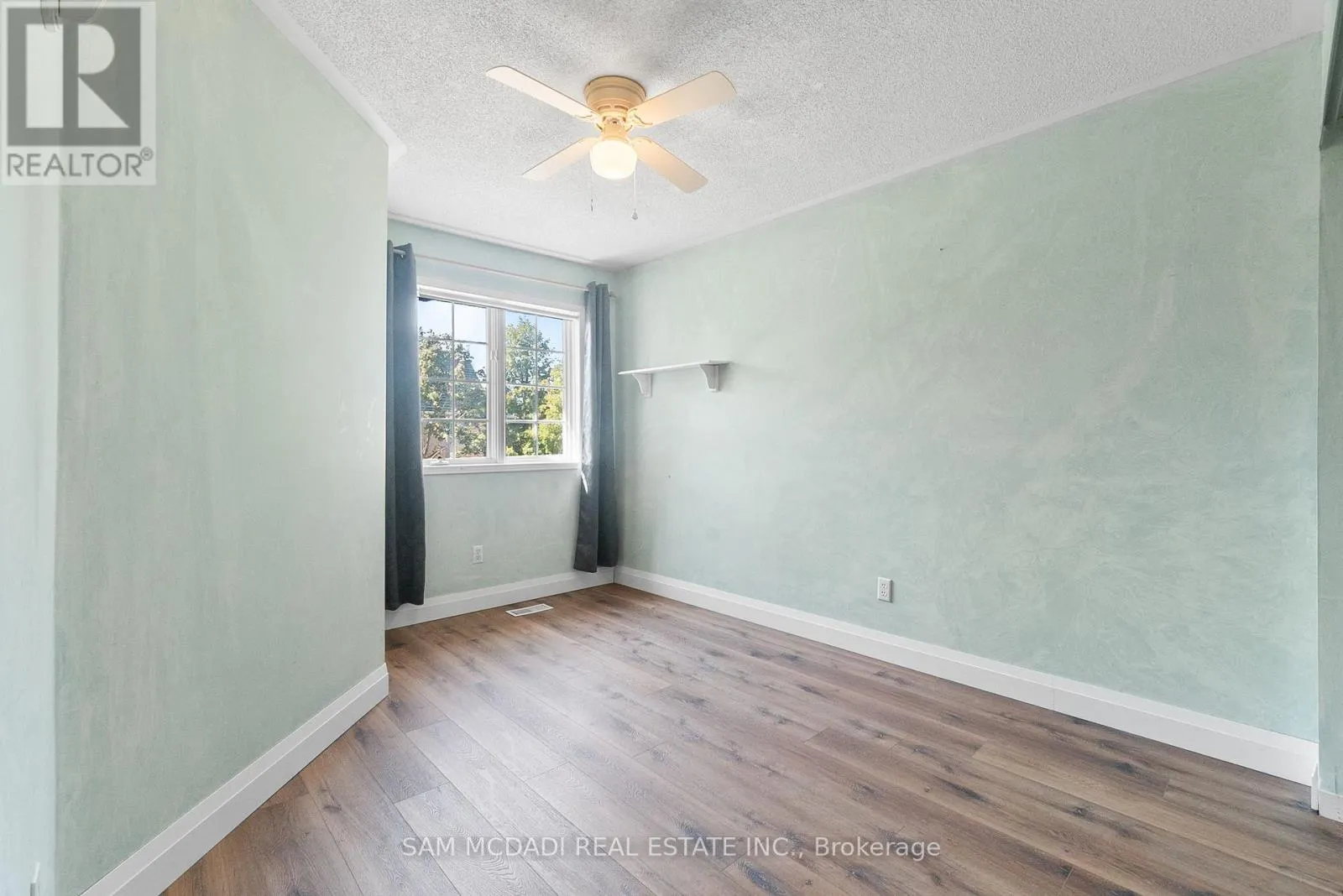 102 - 2945 THOMAS STREET