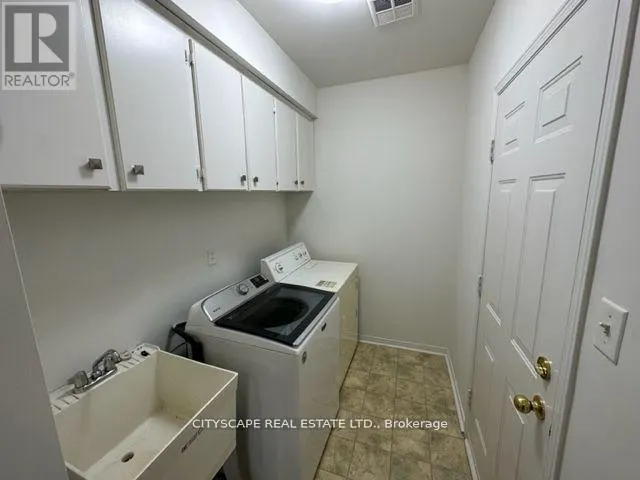 7565 BLACK WALNUT TRAIL