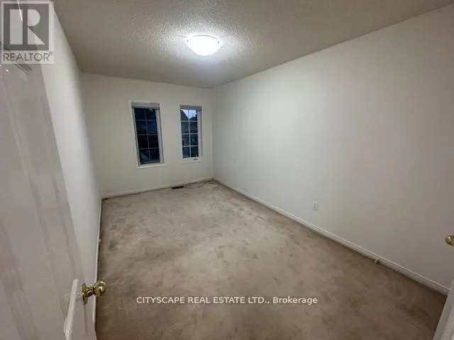 7565 BLACK WALNUT TRAIL