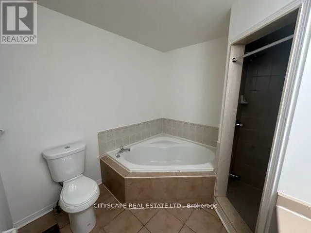 7565 BLACK WALNUT TRAIL