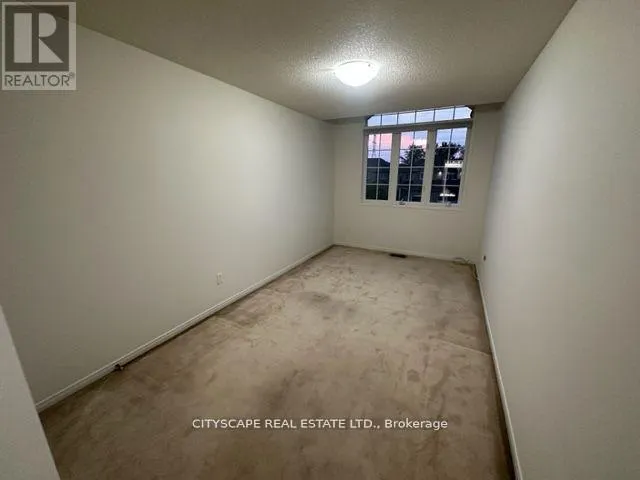 7565 BLACK WALNUT TRAIL