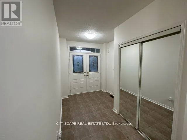 7565 BLACK WALNUT TRAIL