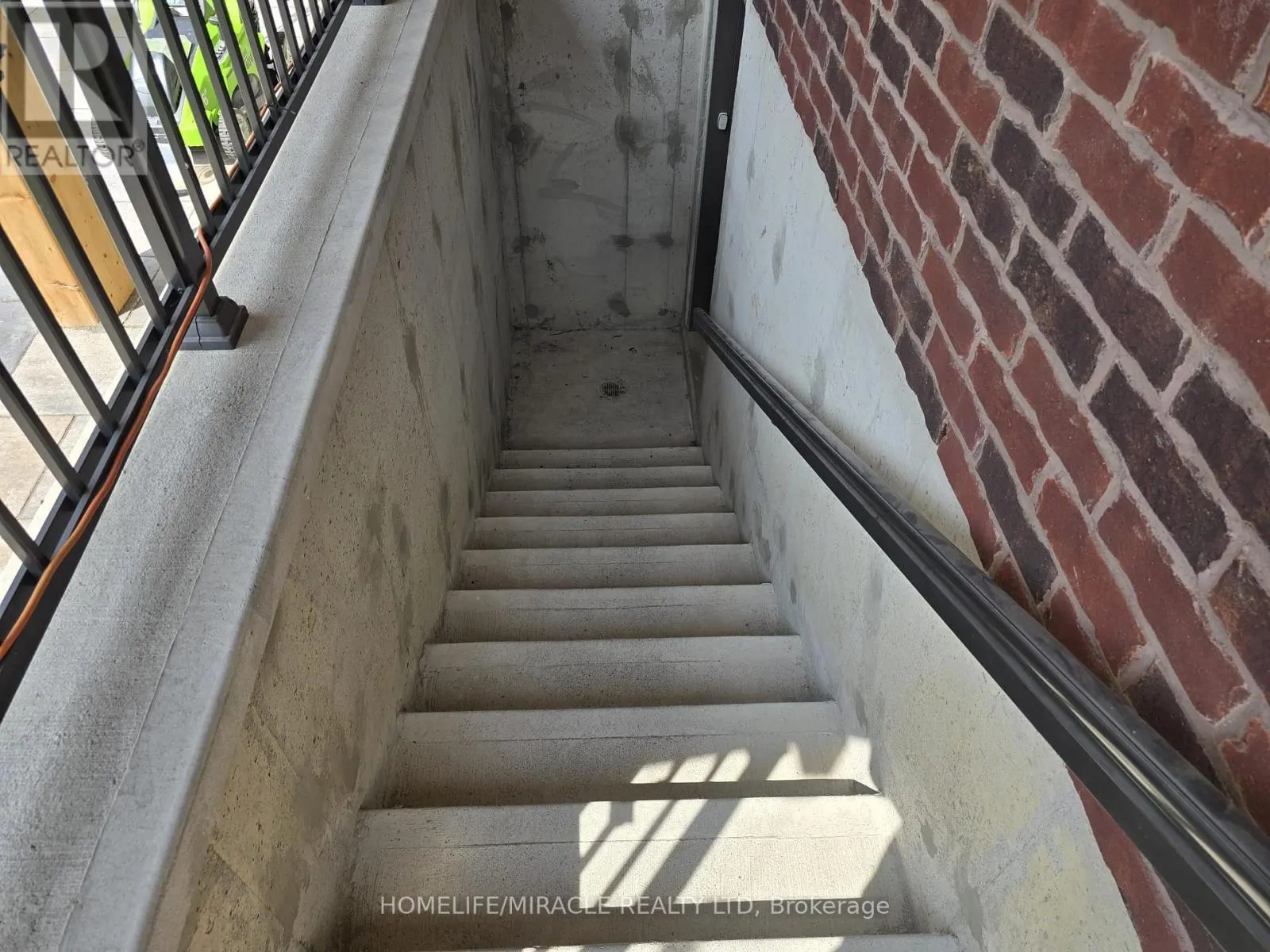 16 HAWTREY ROAD