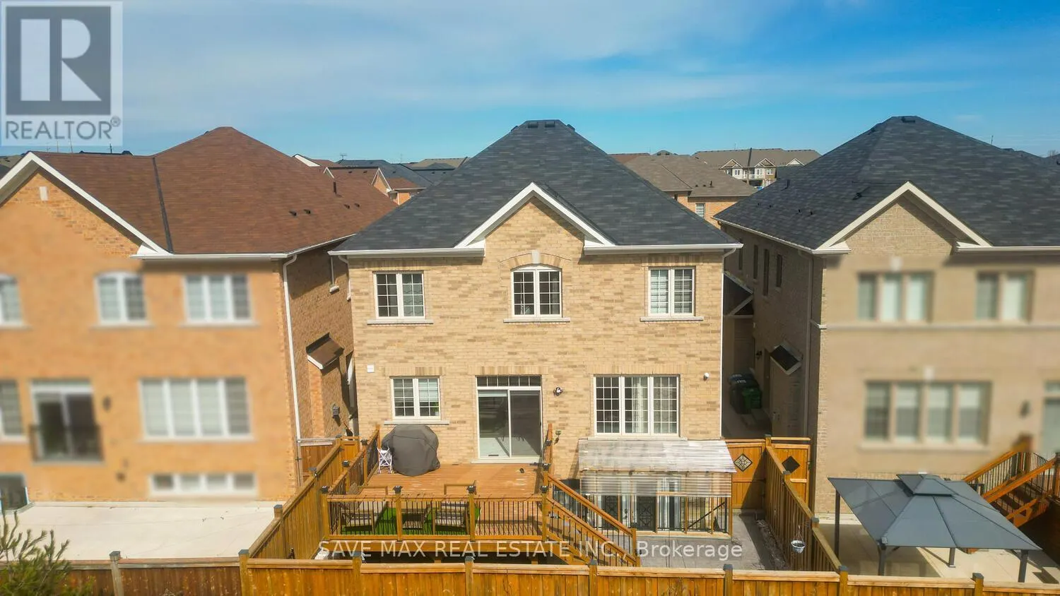22 FRUITVALE CIRCLE