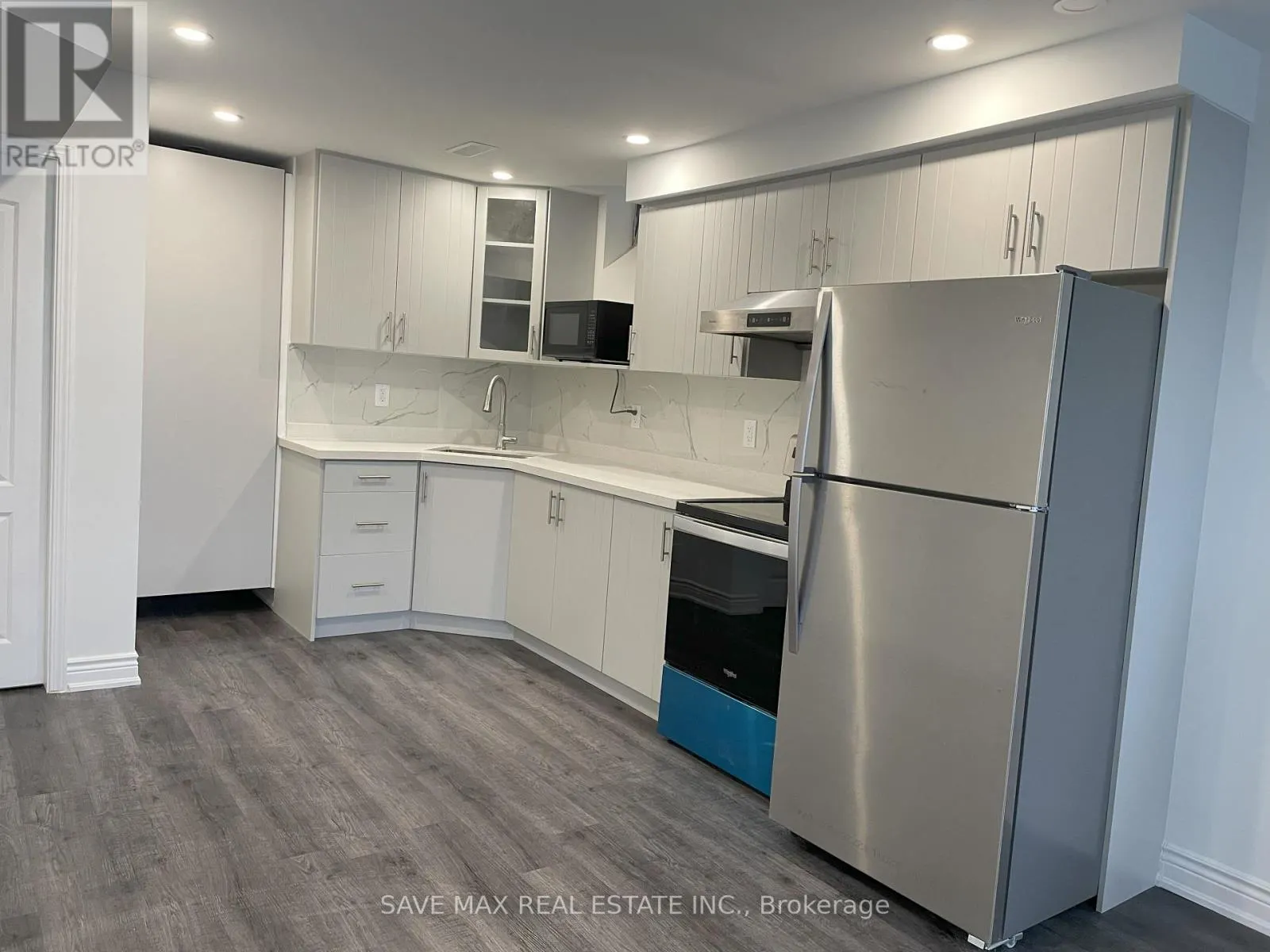 22 FRUITVALE CIRCLE