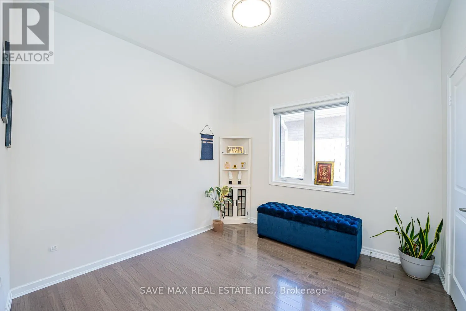 22 FRUITVALE CIRCLE