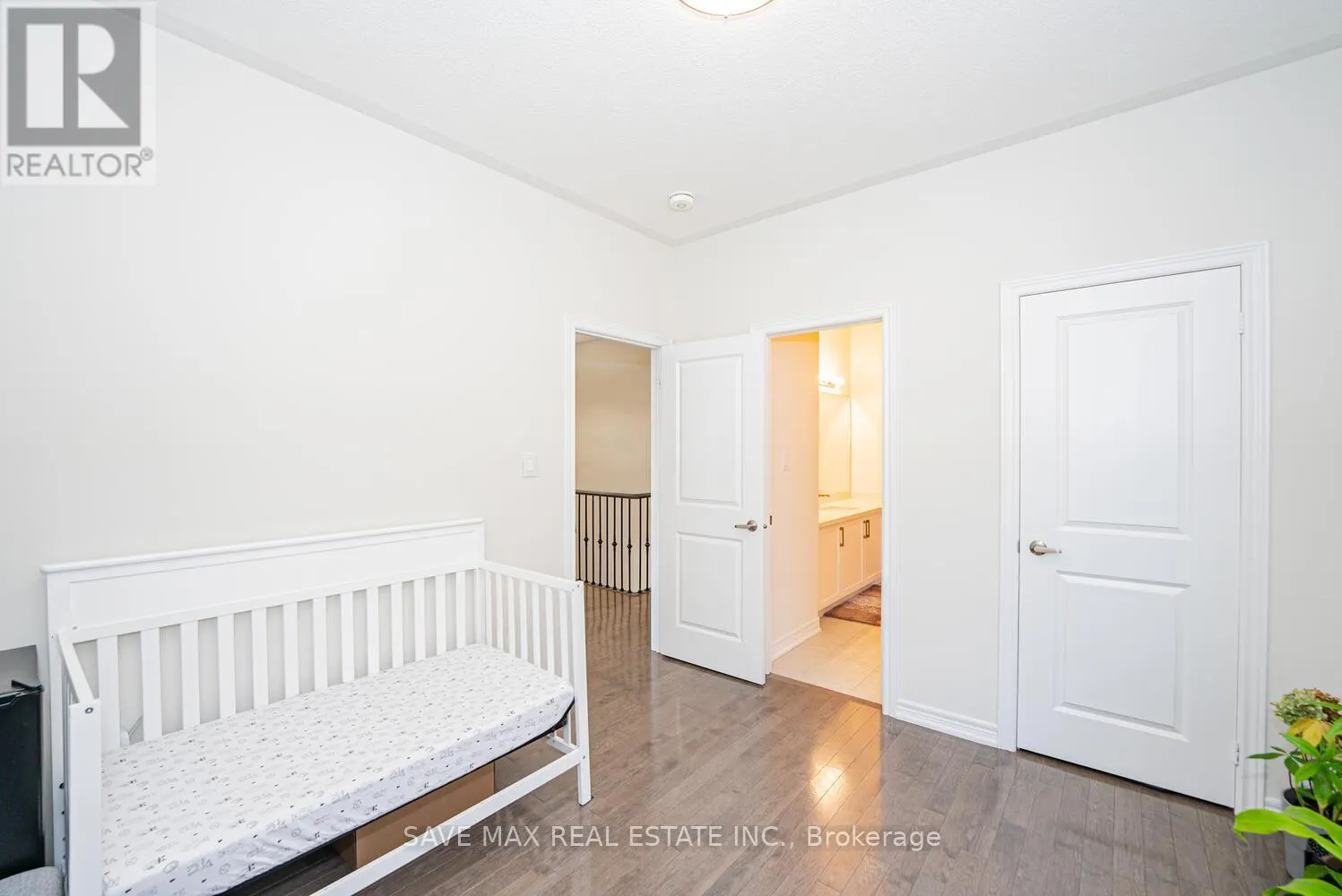 22 FRUITVALE CIRCLE