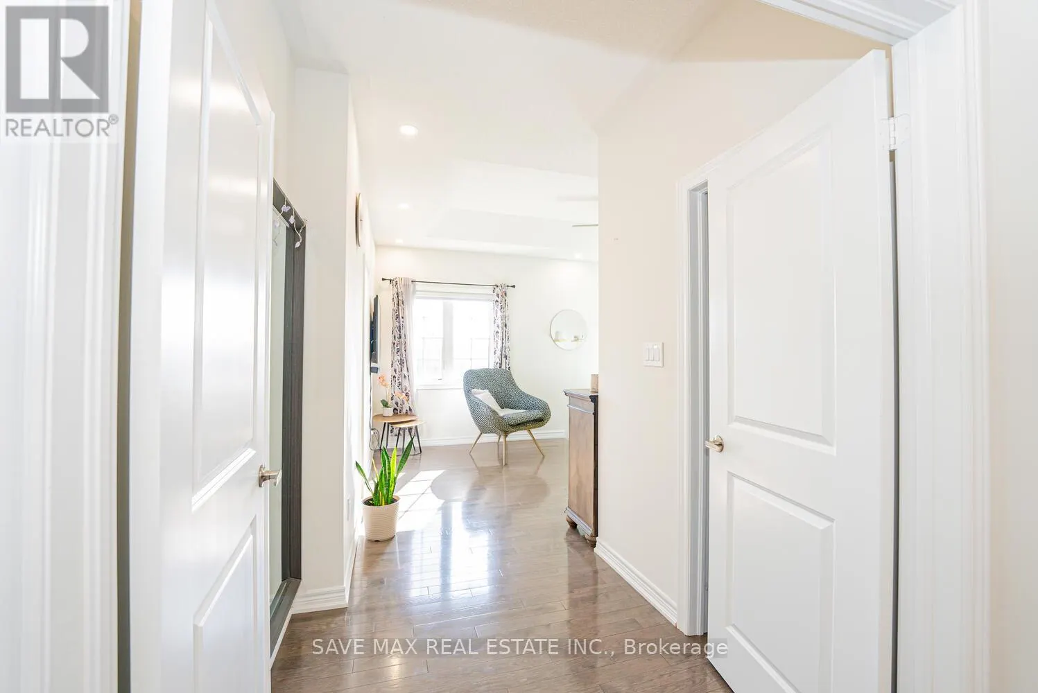 22 FRUITVALE CIRCLE