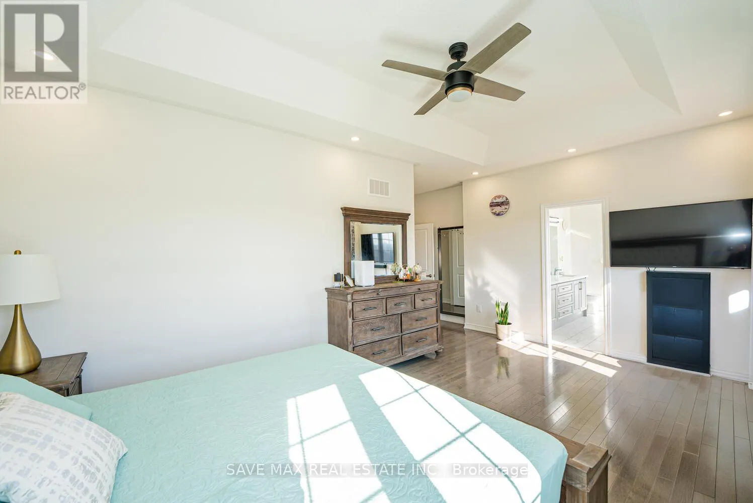 22 FRUITVALE CIRCLE