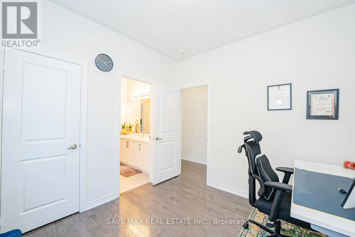 22 FRUITVALE CIRCLE