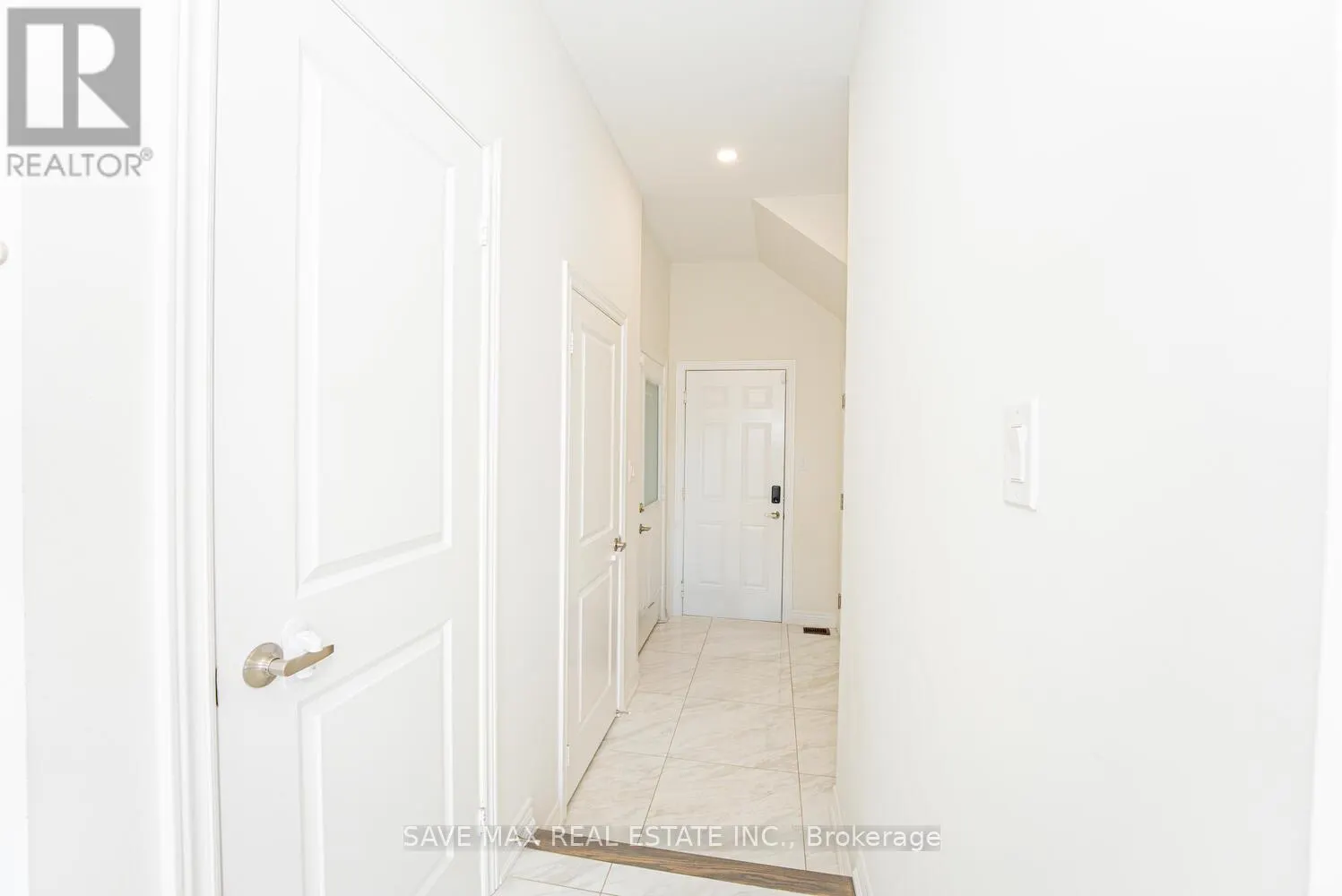 22 FRUITVALE CIRCLE