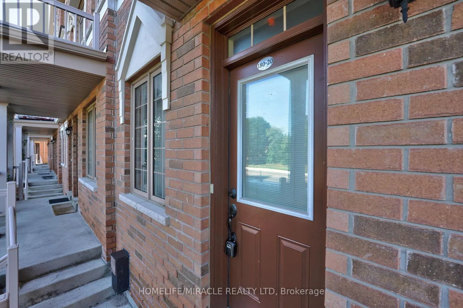 20 - 180 HOWDEN BOULEVARD