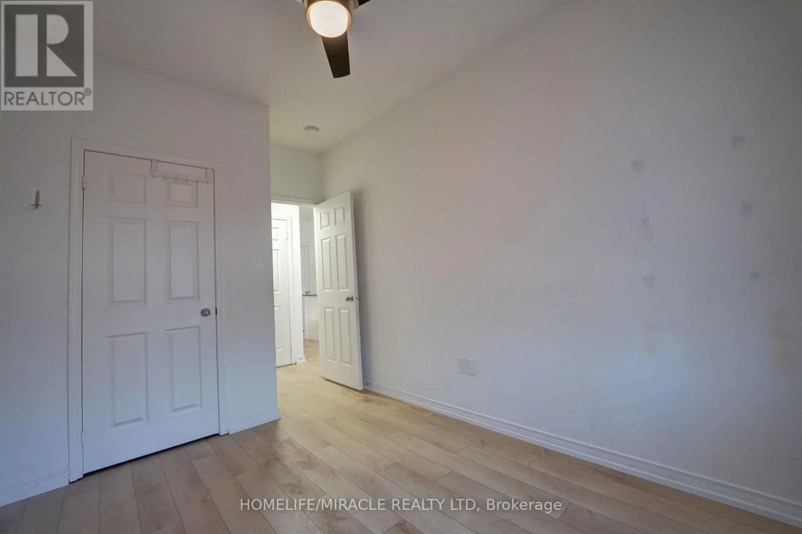20 - 180 HOWDEN BOULEVARD