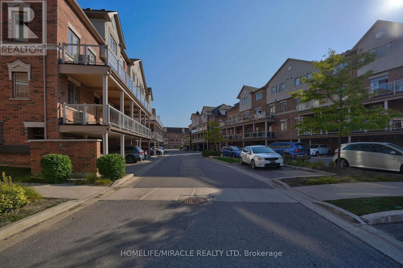 20 - 180 HOWDEN BOULEVARD