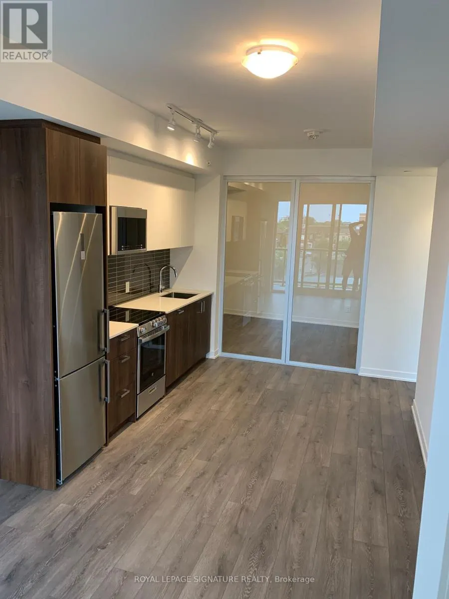 431 - 1787 ST CLAIR AVENUE W