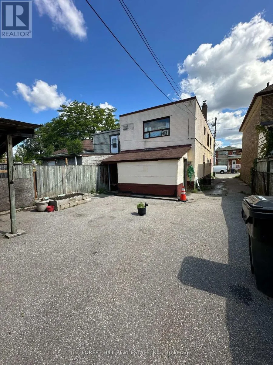 668 JANE STREET