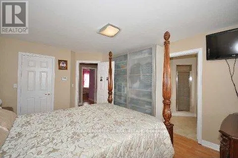 21 OVERTURE LANE