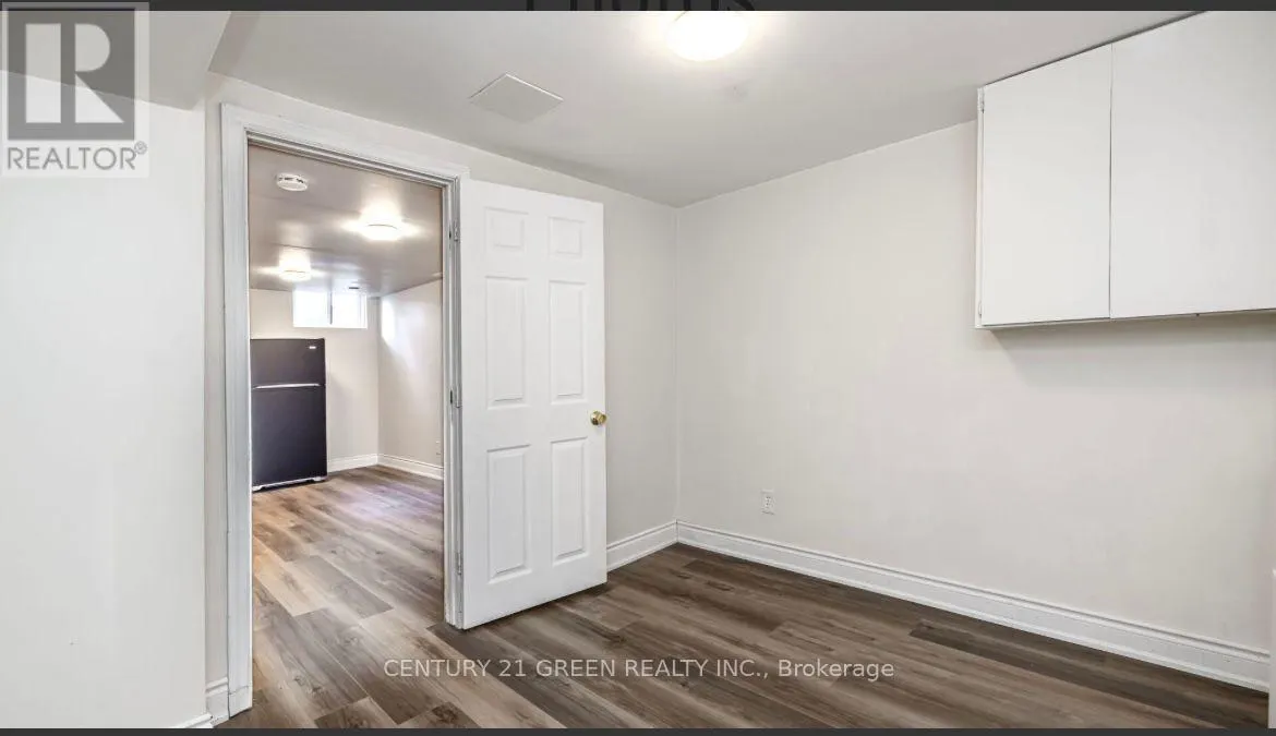 1 GREENARROW COURT