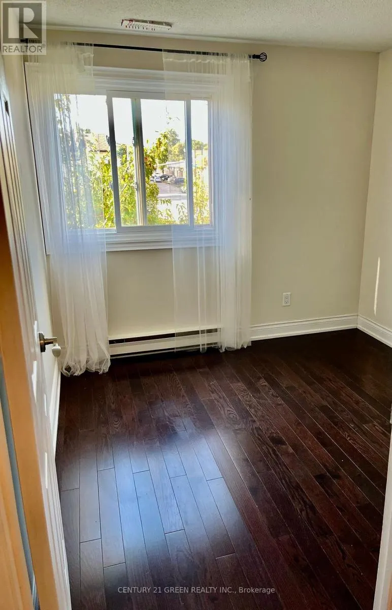 1 GREENARROW COURT