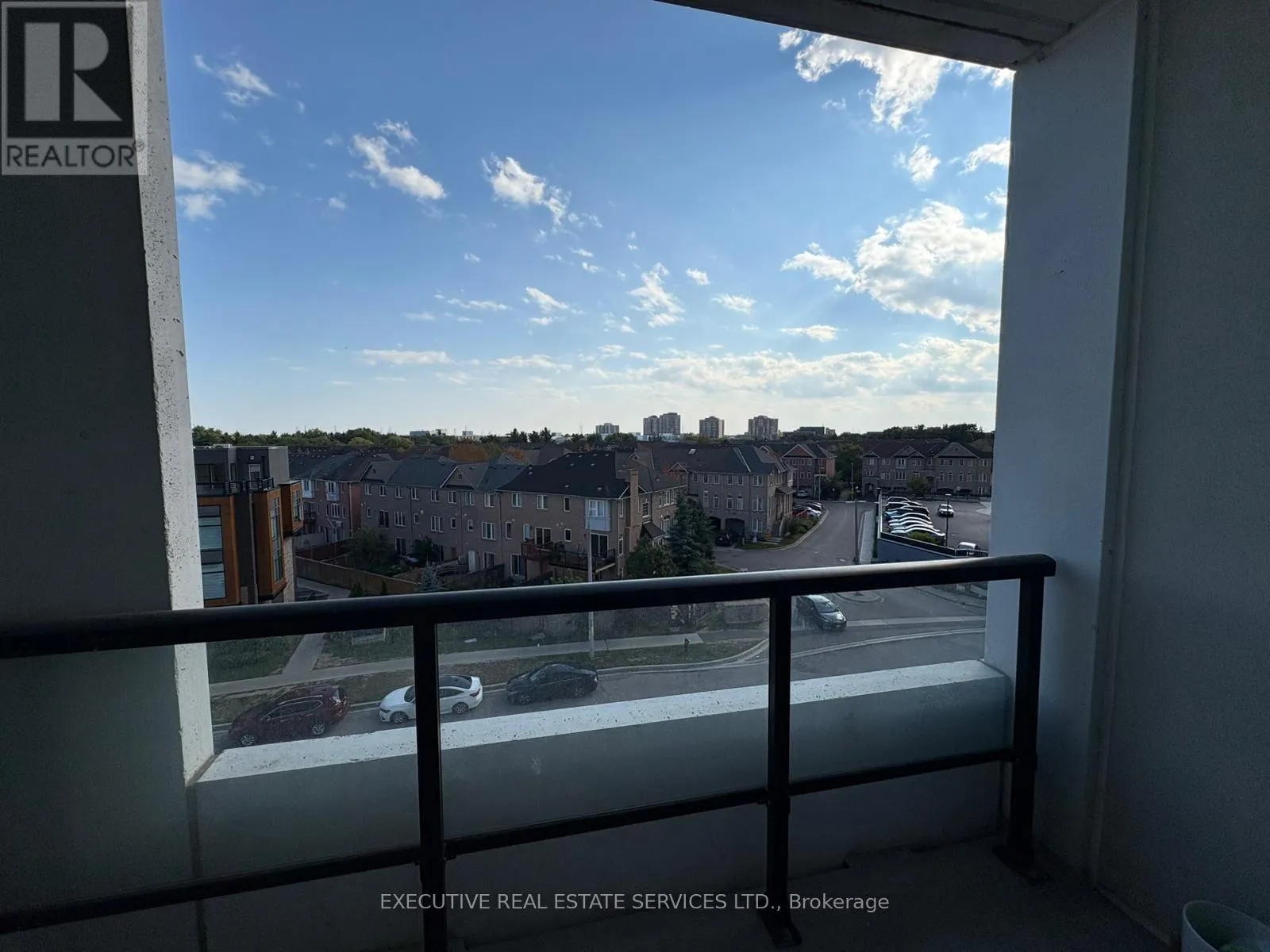411 - 225 MALTA AVENUE