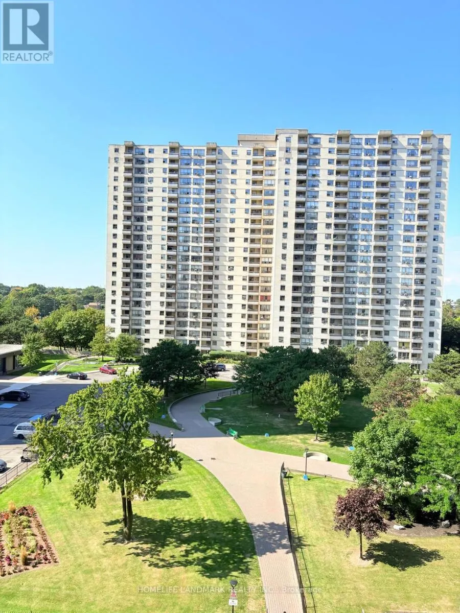 716 - 370 DIXON ROAD