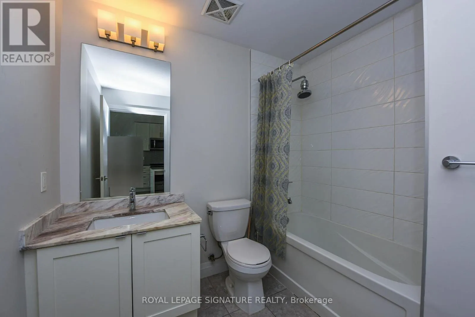 526 - 4085 PARKSIDE VILLAGE DRIVE E