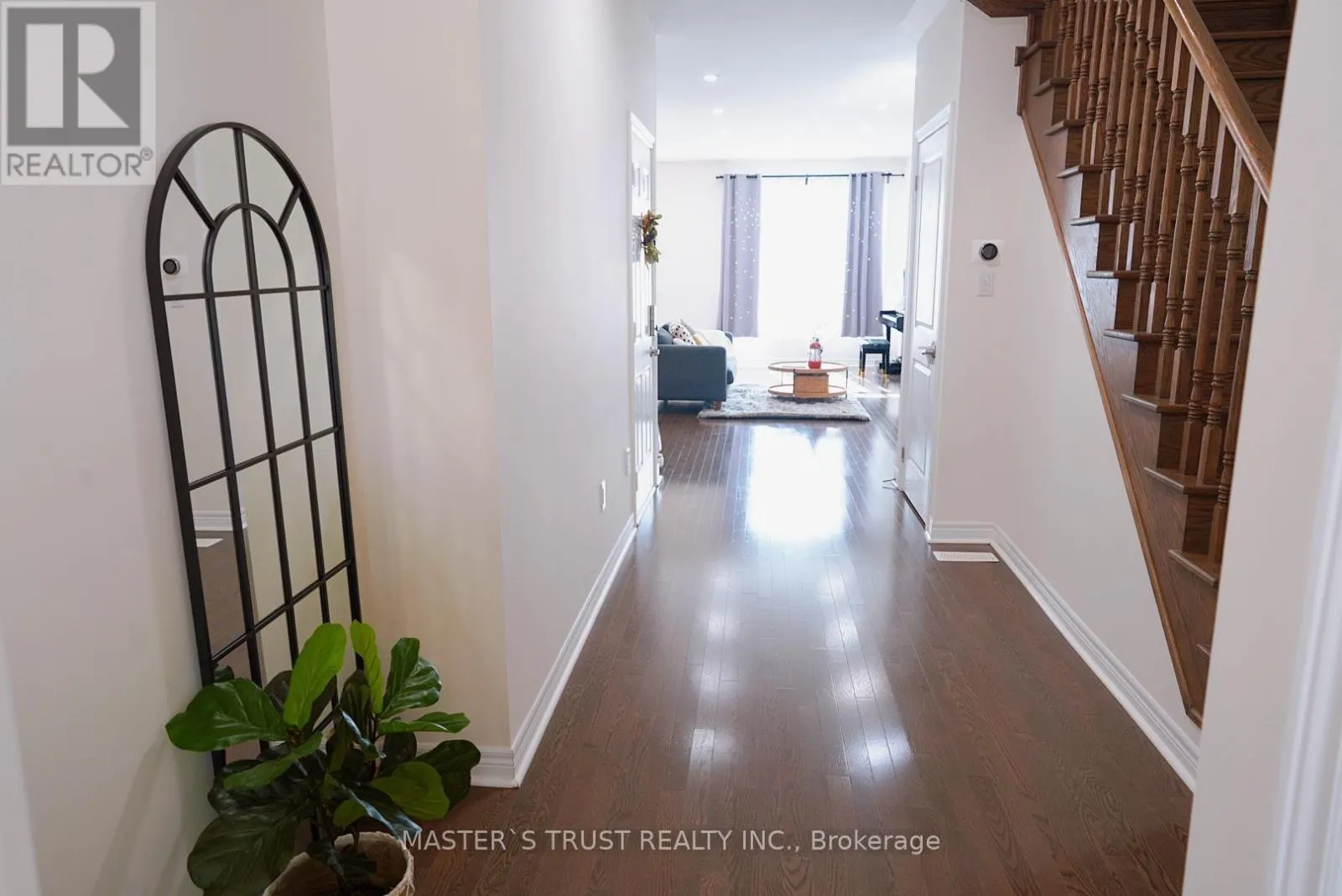 116 ORCHARDCROFT ROAD S