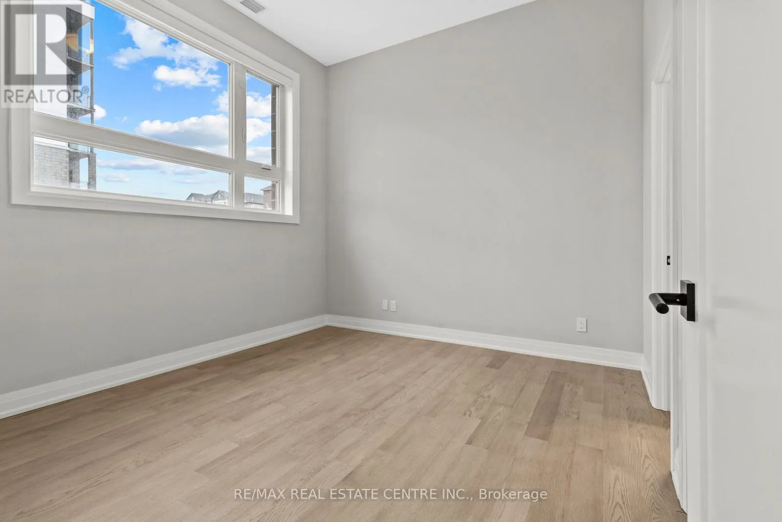 111 - 3265 CARDING MILL DRIVE
