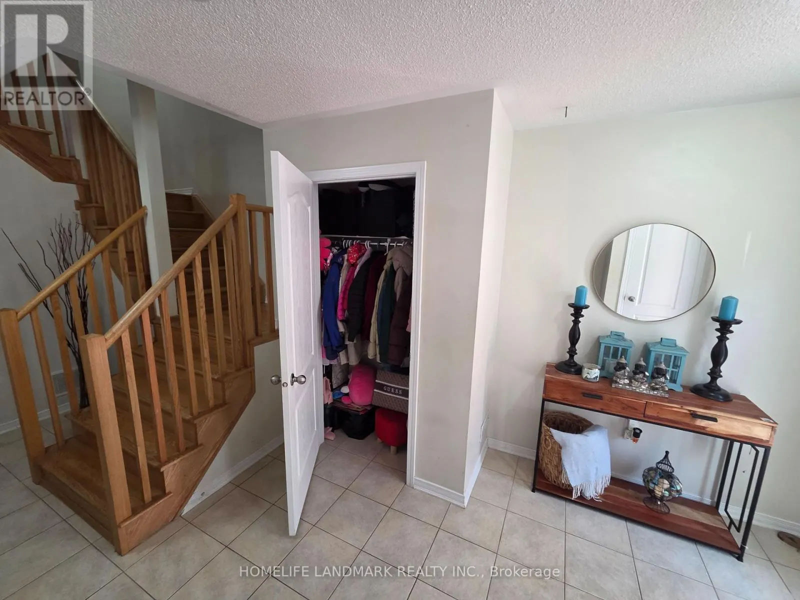 17 BIRCHFIELD CRESCENT