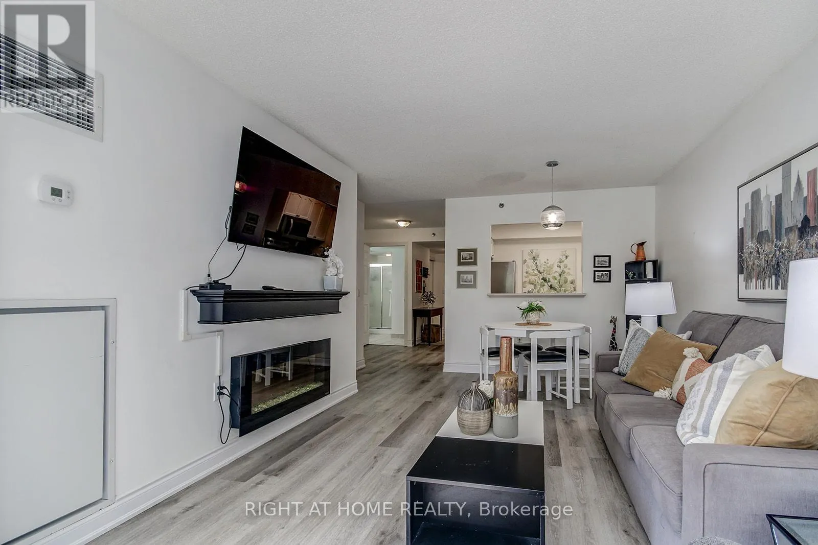 1409 - 100 BURLOAK DRIVE