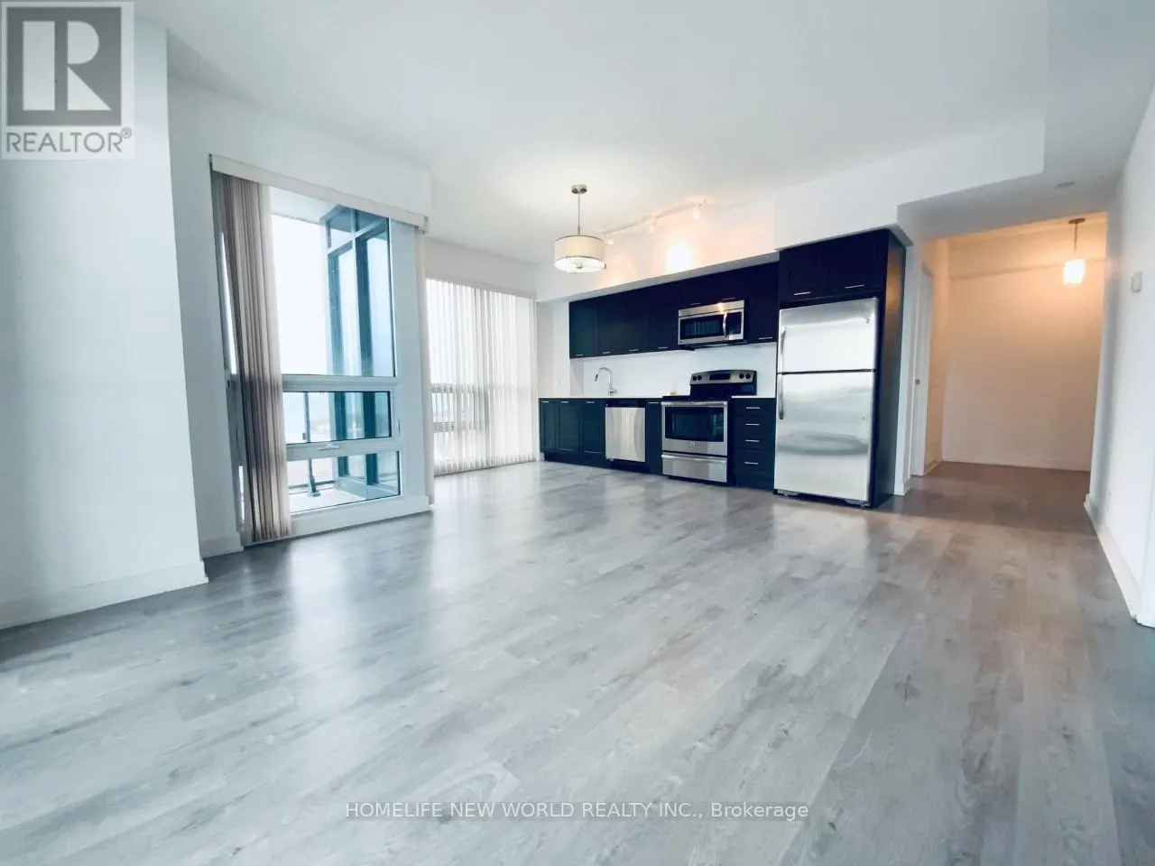 1109 - 2200 LAKE SHORE BOULEVARD W
