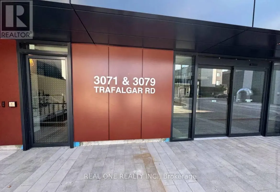1404 - 3079 TRAFALGAR ROAD