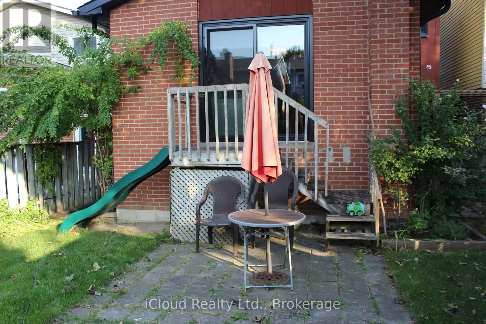 42 LINDRIDGE AVENUE