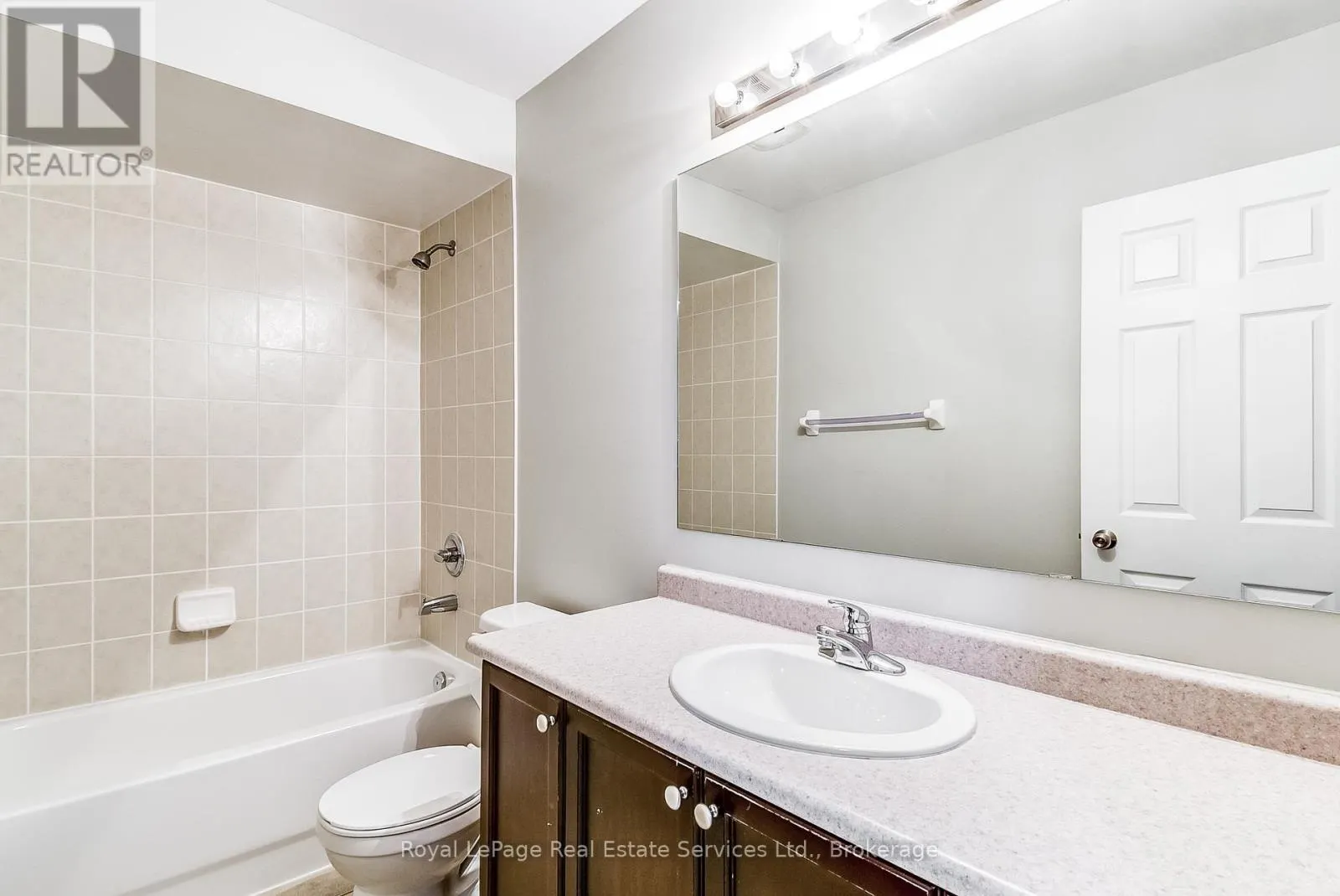 22 - 233 DUSKYWING WAY, #22