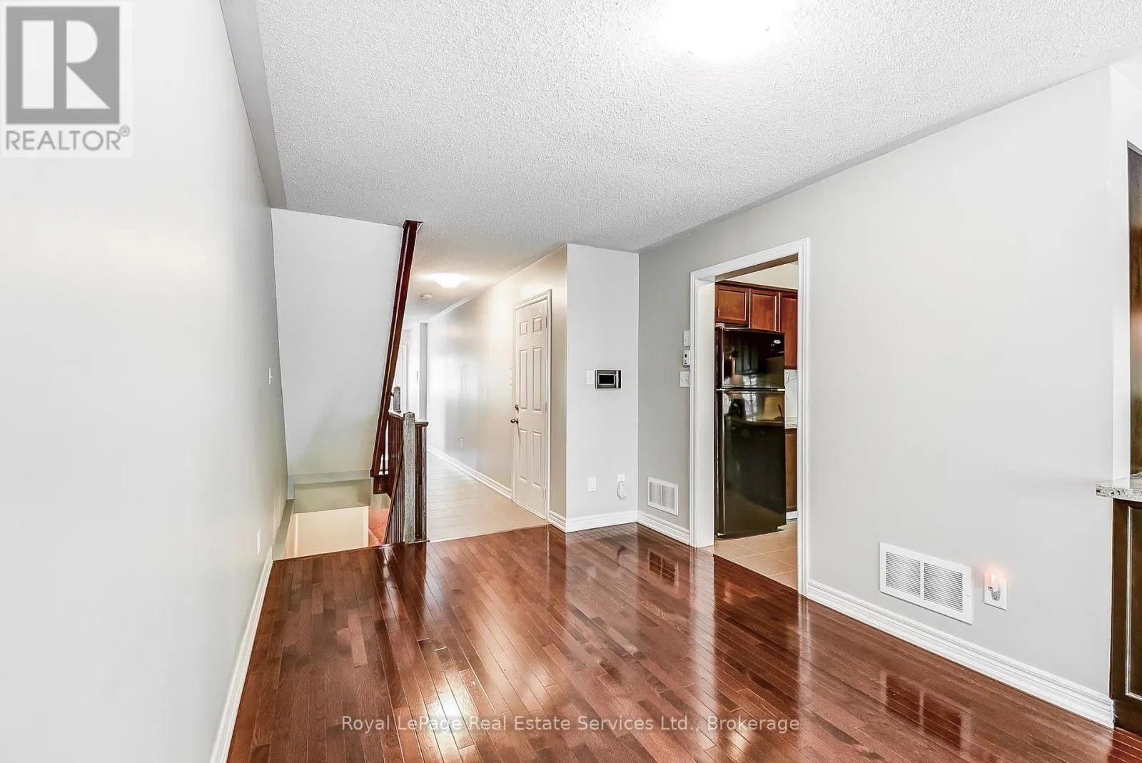 22 - 233 DUSKYWING WAY, #22