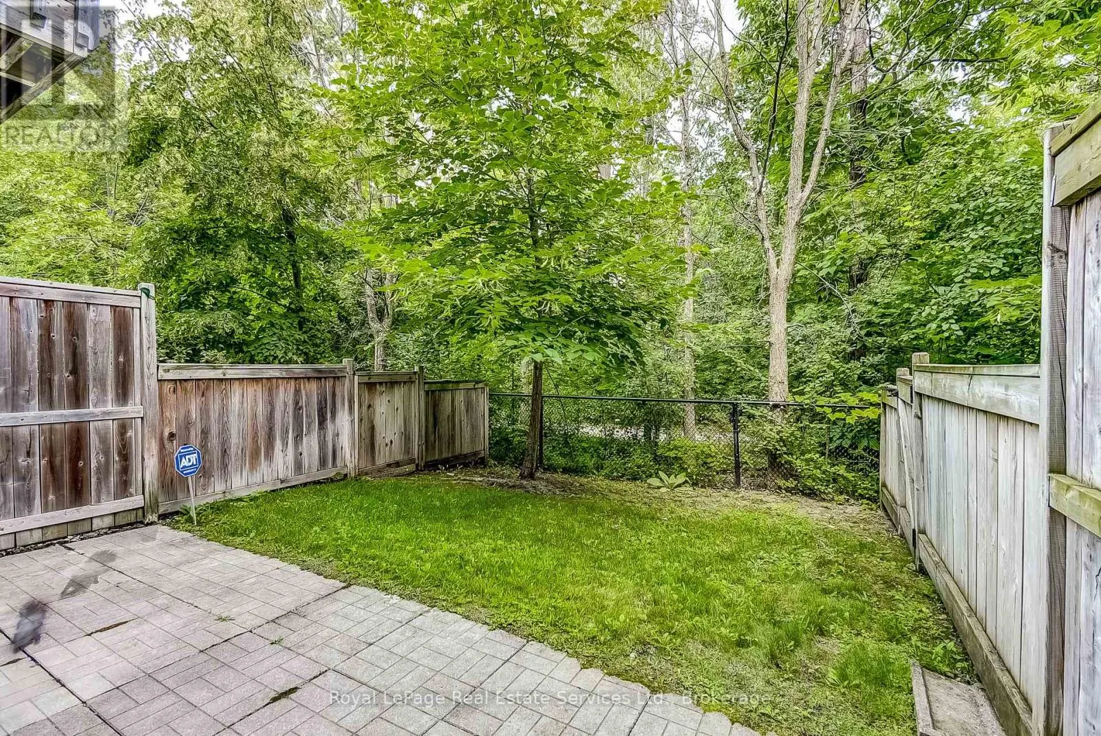 22 - 233 DUSKYWING WAY, #22
