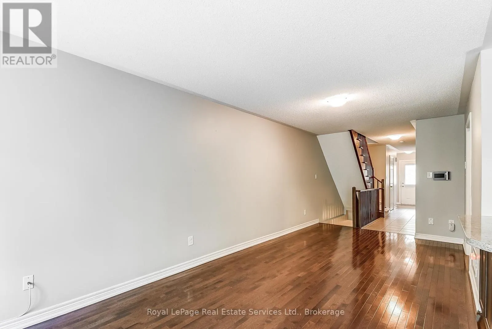 22 - 233 DUSKYWING WAY, #22
