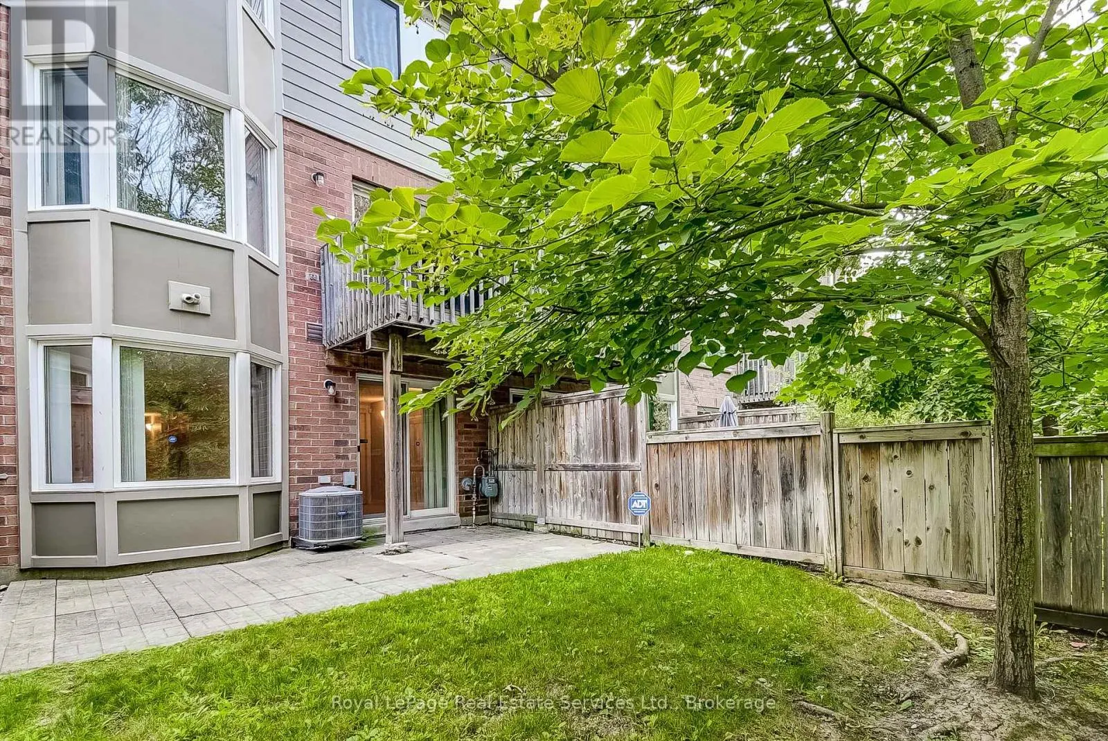 22 - 233 DUSKYWING WAY, #22